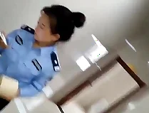 Loo voyeur, Chinese flatfoot